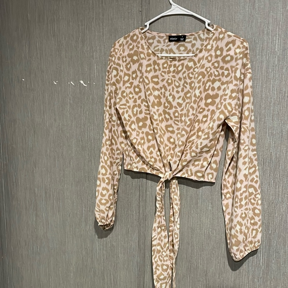 Never worn.